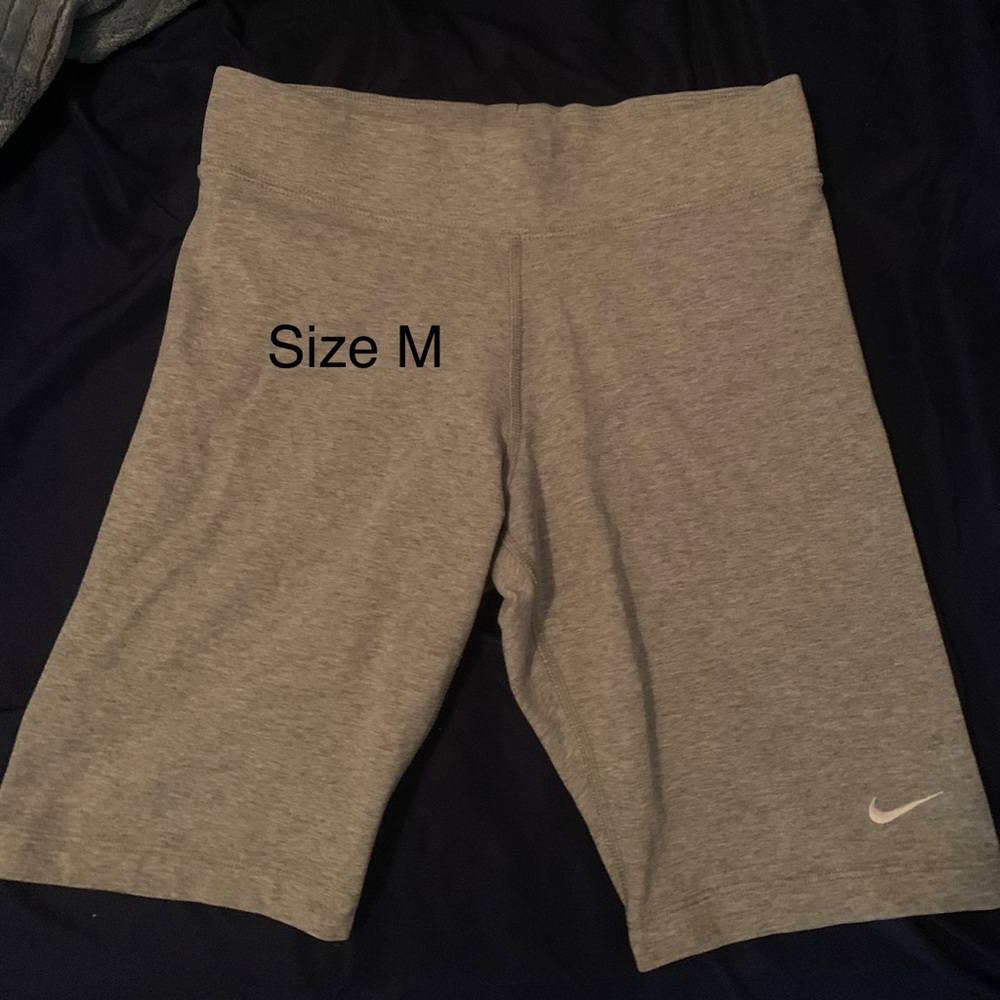 NIKE Biker Shorts
